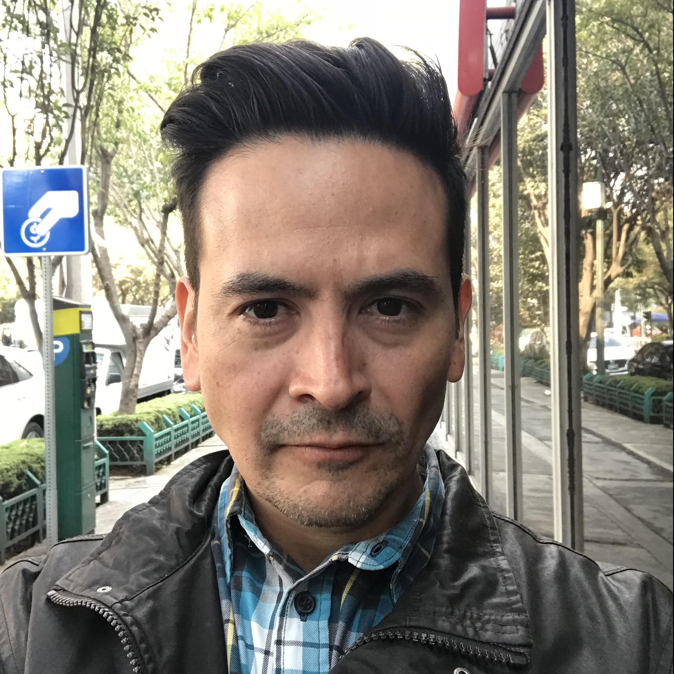 alejandro-headshot-blog